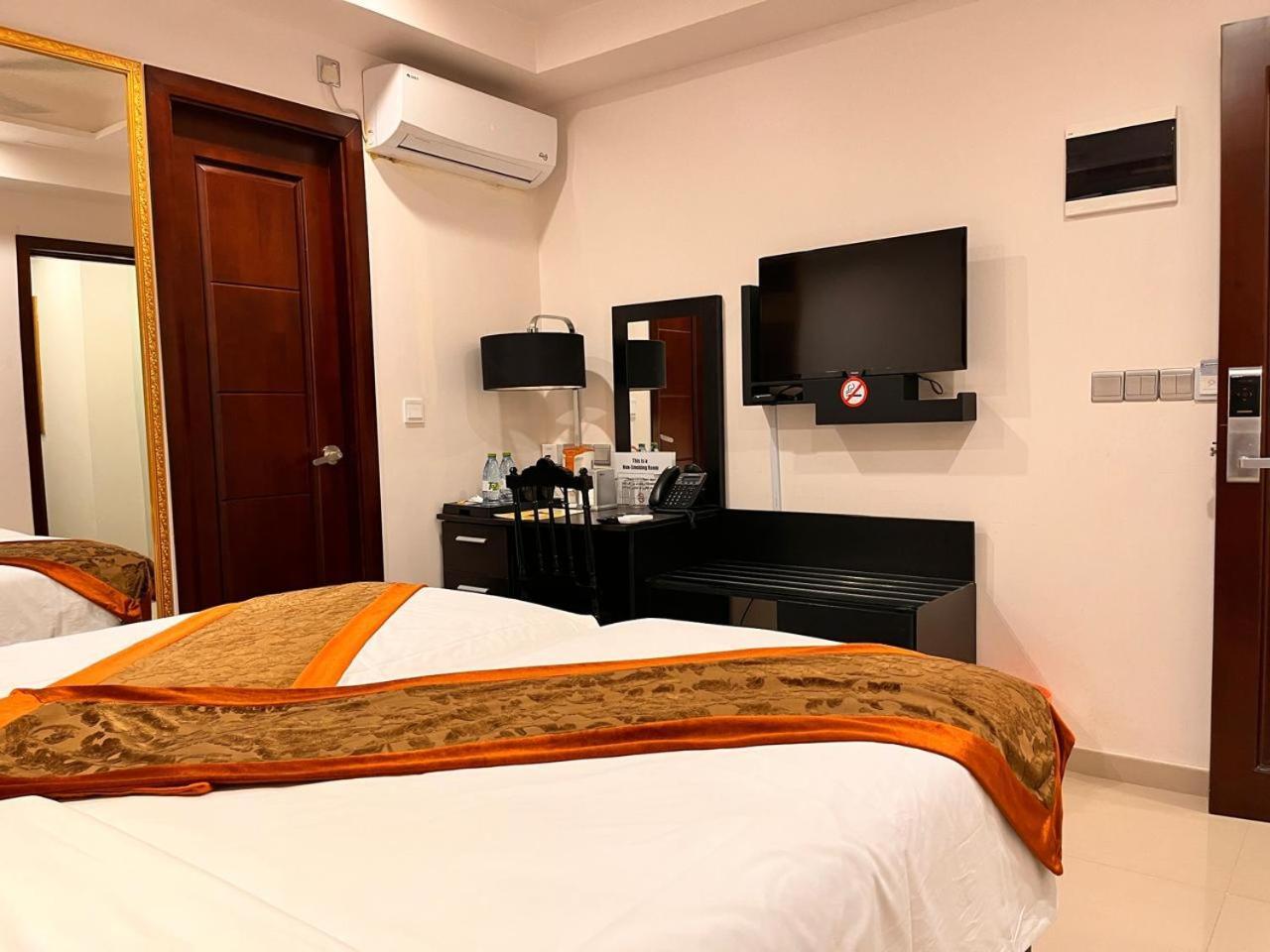 Rivethi Beach Hulhumale Exterior photo
